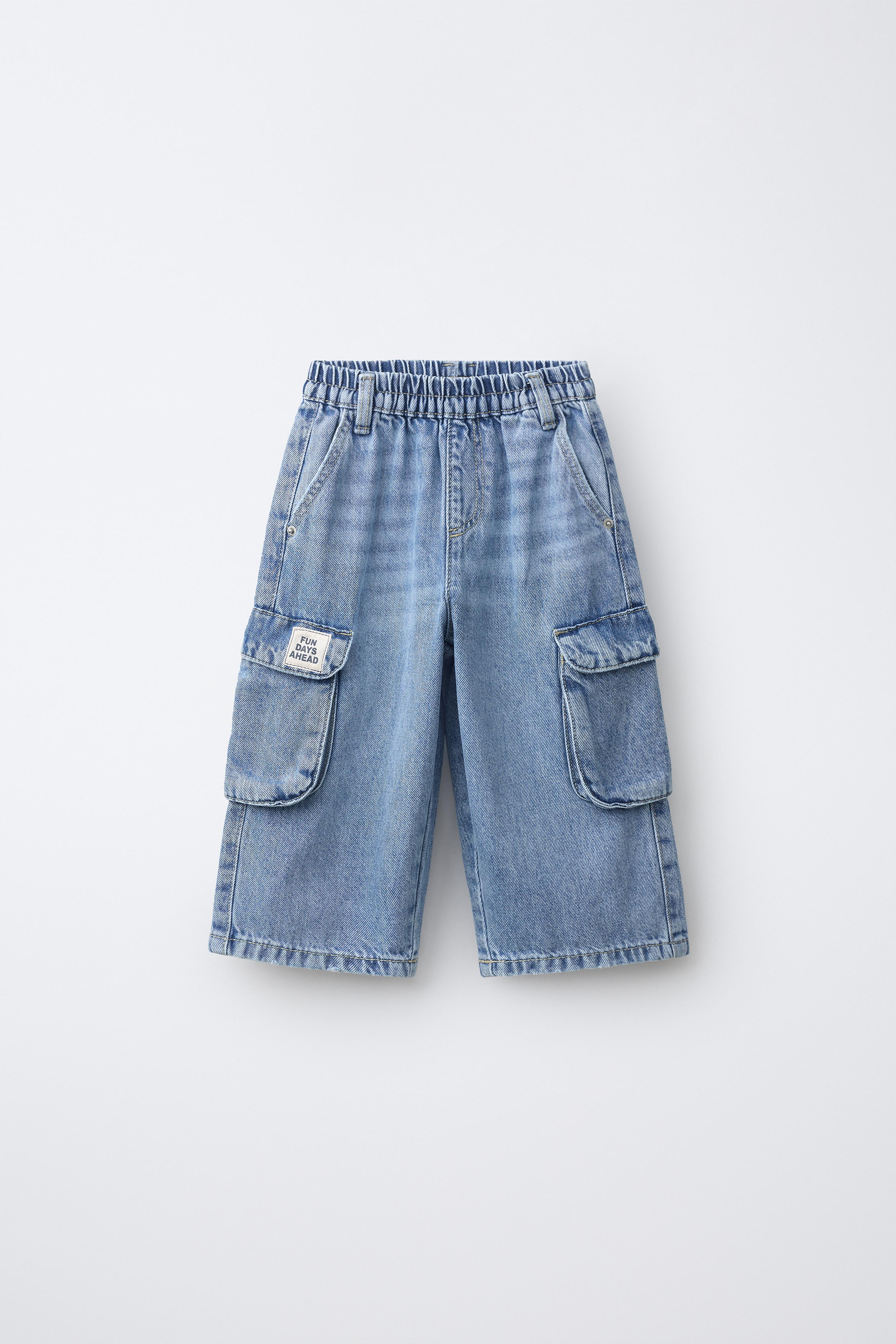 CARGO BALLOON JEANS WITH LABEL
